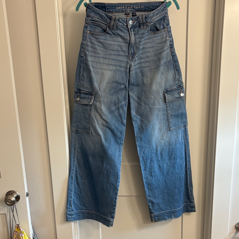 American Eagle Outfitters Women's Flare Jeans in Blue